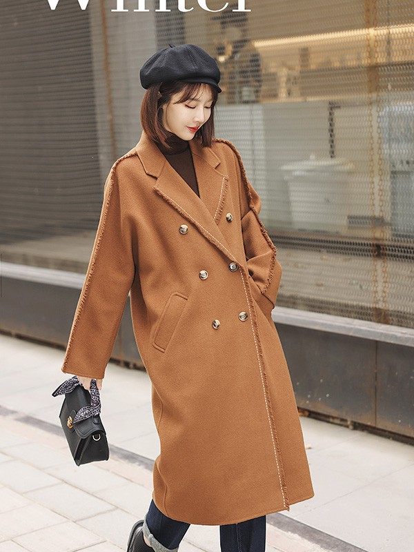 氏伽女装2022秋冬季驼色大衣