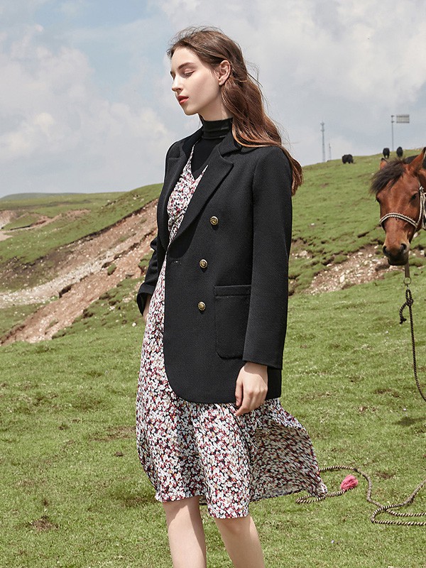 戈蔓婷2022秋冬季黑色西装