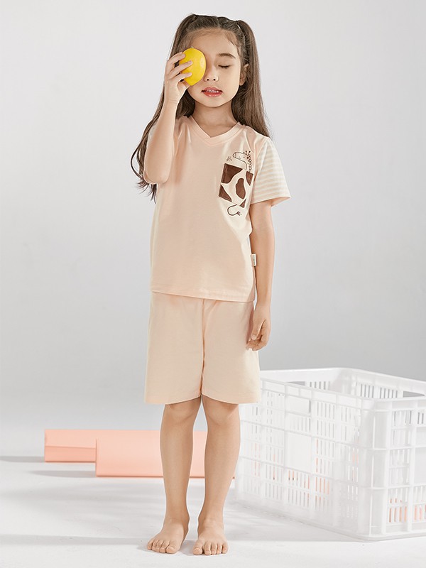 小秋鹿2022秋冬季卡其色时尚内衣