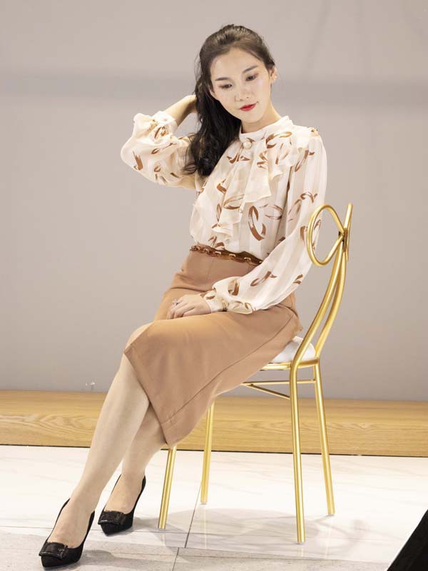 范卡图女装2023春夏季白色衬衫