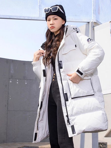 美丽穿女装2022秋冬季白色棉服