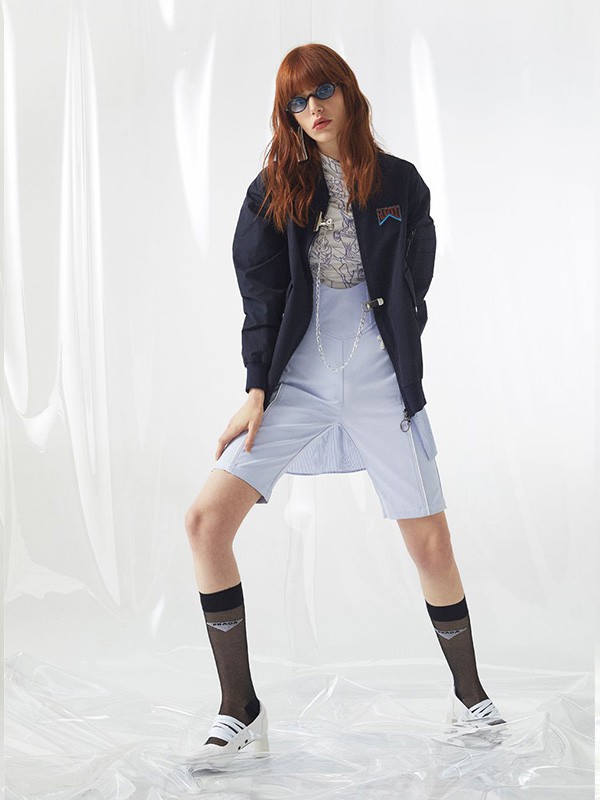 汝菓女装2022秋冬季白色T恤