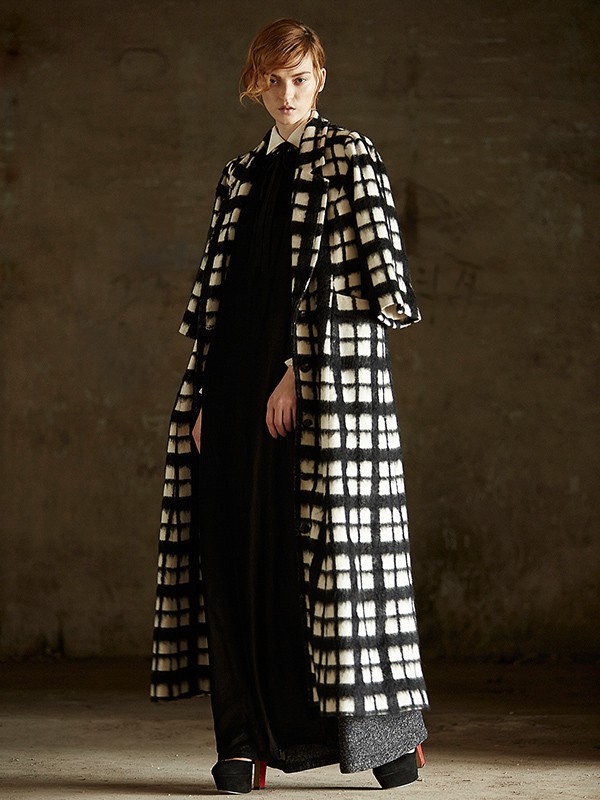 1/8002022秋冬季白色大衣