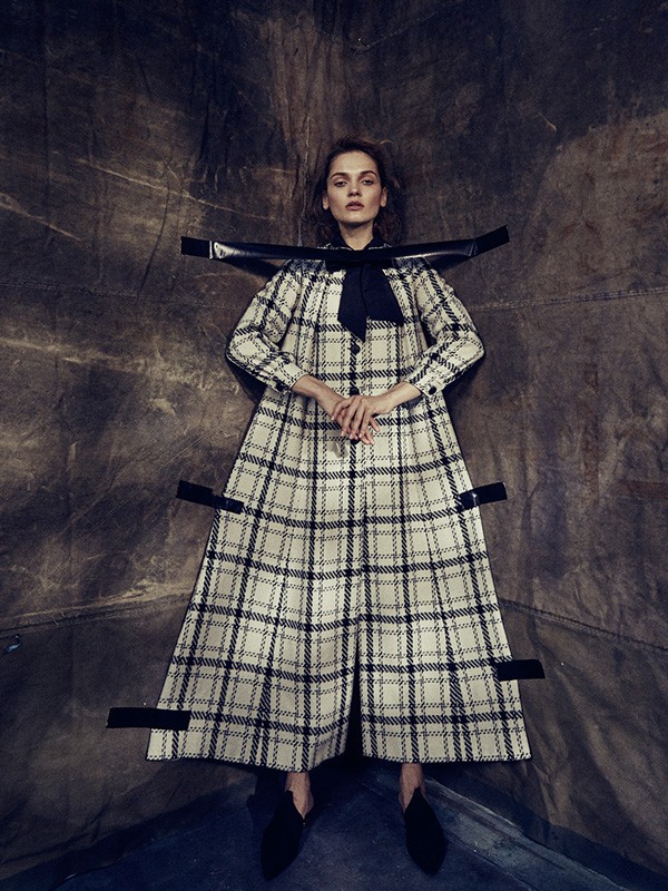 1/8002022秋冬季白色大衣