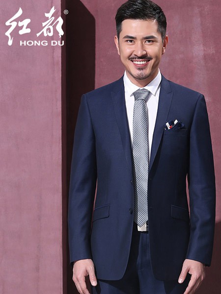 红都男装2022秋冬季蓝色西装
