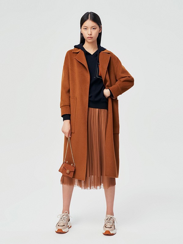 十二篮女装2022秋冬季咖啡色半身裙