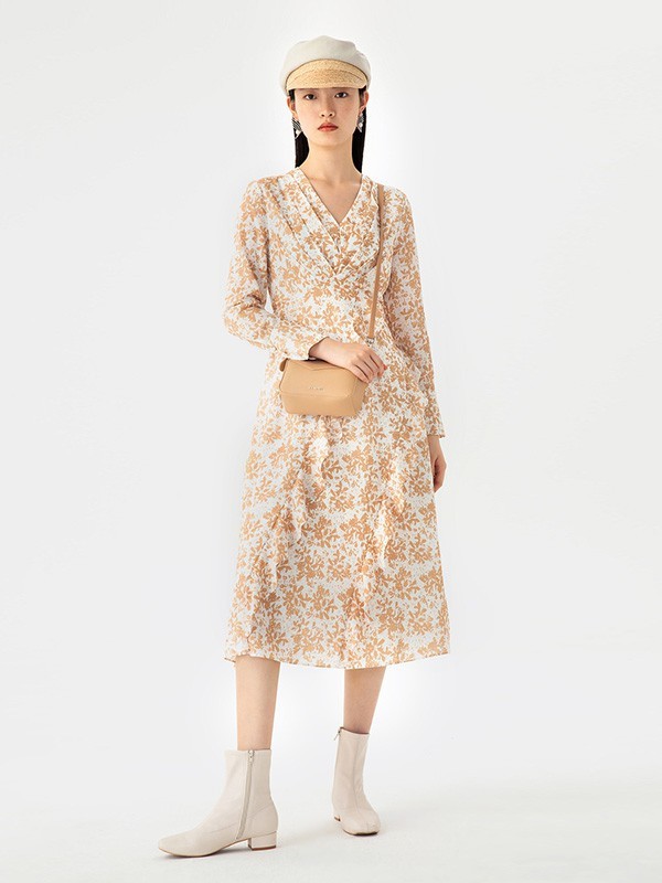 十二篮女装2022秋冬季黄色连衣裙