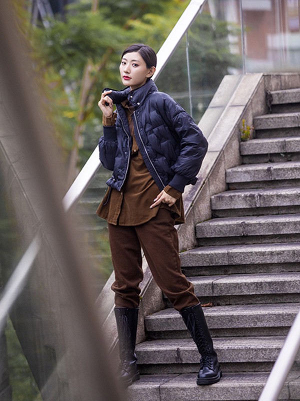 氏伽女装2022秋冬季黑色羽绒服