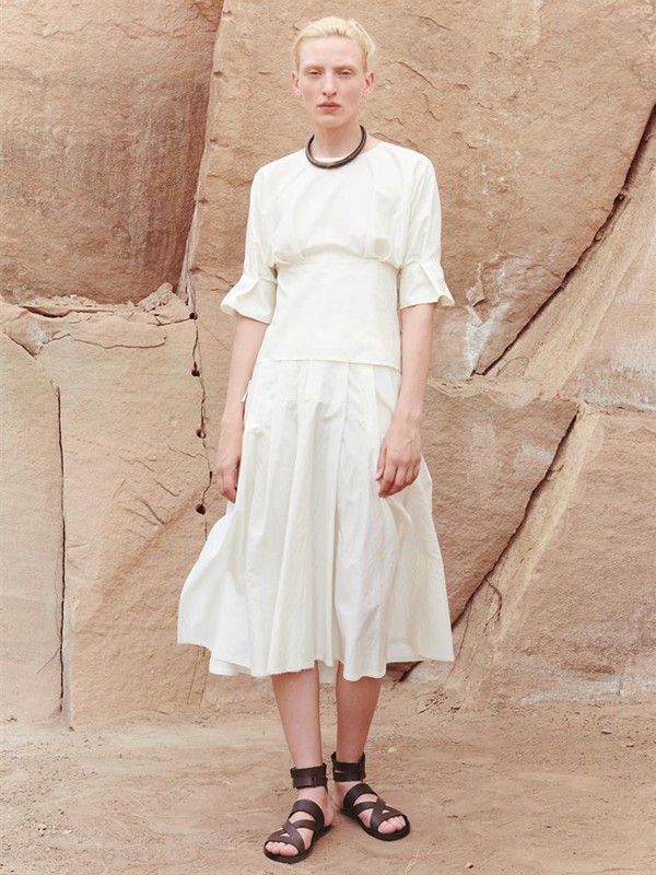 msmin2022秋冬季白色连衣裙