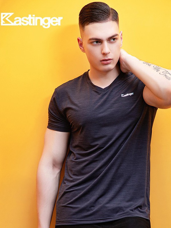 卡斯汀格运动装2023春夏季黑色T恤