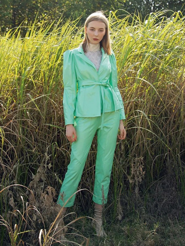 李爱木子女装2022秋冬季绿色西装