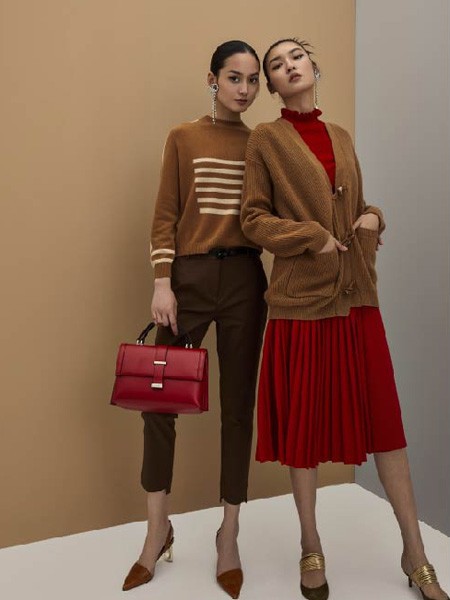 慕歌2022秋冬季咖啡色长裤