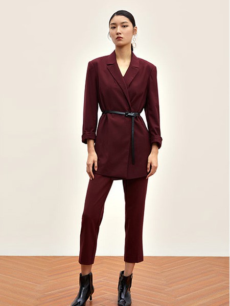 慕歌2022秋冬季酒红色西装