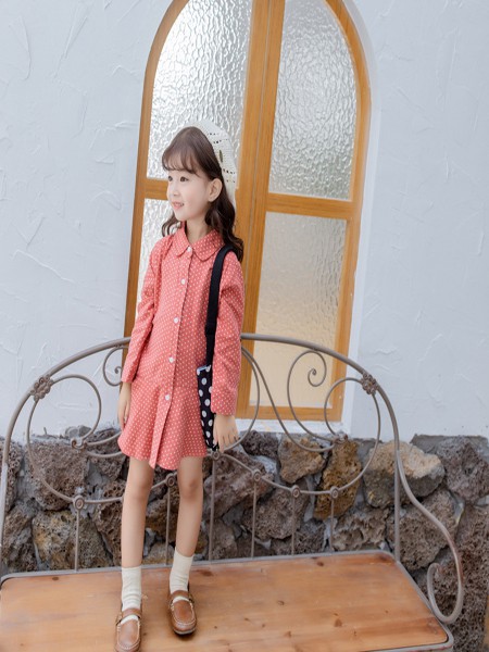 多啦啦童装2022秋冬季粉色衬衫裙