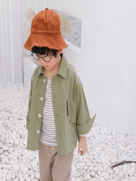 多啦啦童装2022秋冬季绿色衬衫