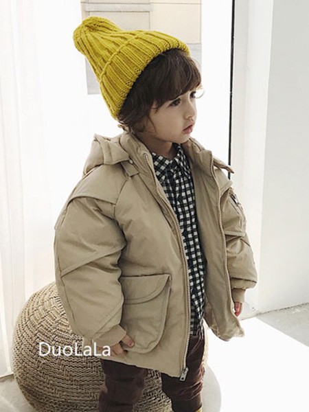 多啦啦童装2022秋冬季棕色棉服