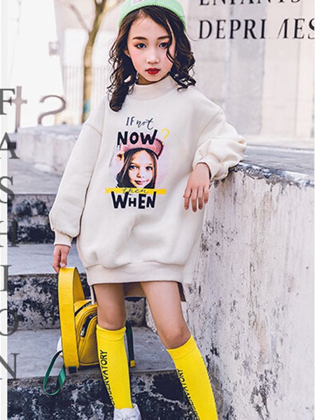 韩米娜童装2022秋冬季白色毛衣