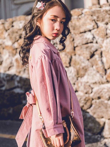 韩米娜童装2022秋冬季粉色风衣