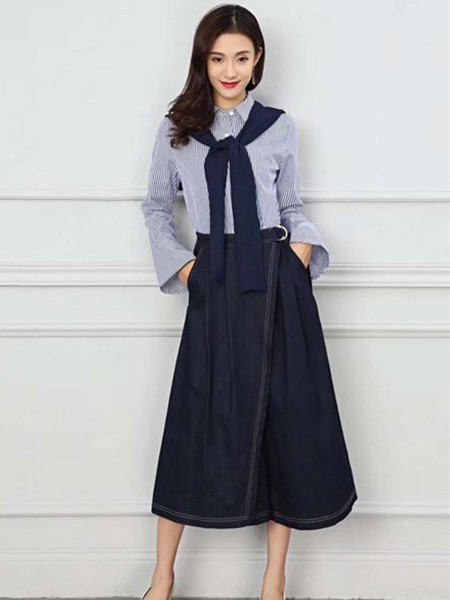 诺伊朵女装2022秋冬季黑色半身裙