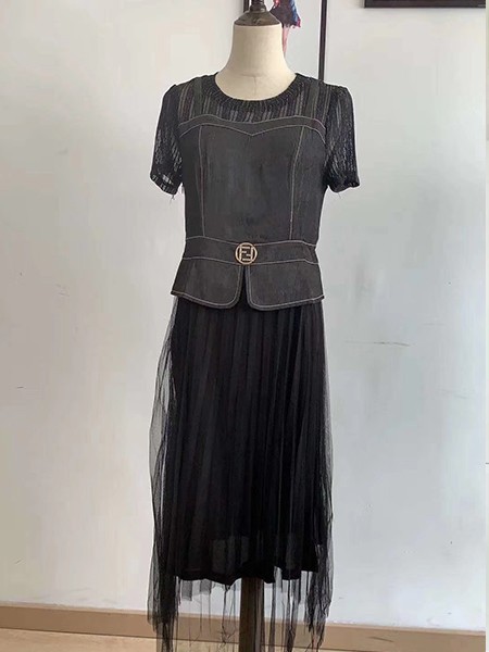 衣品时尚女装2023秋冬季黑色纱裙