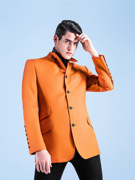 斯马特2022秋冬季橙色大衣