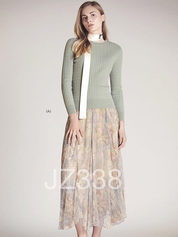 鹿邦女装2022秋冬季绿色毛衣