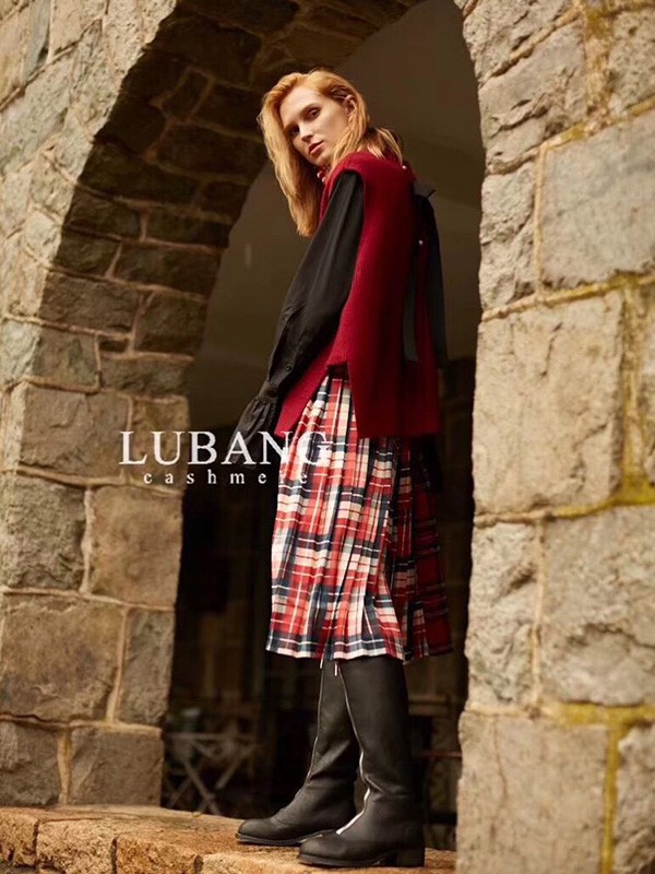 鹿邦女装2022秋冬季黑色衬衫