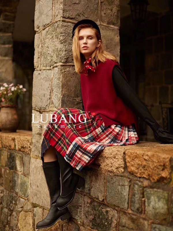 鹿邦女装2022秋冬季红色半身裙