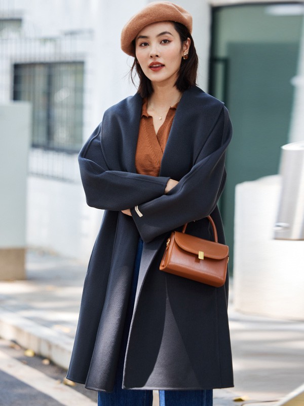 雅各·卡洛2022秋冬季藏蓝色大衣