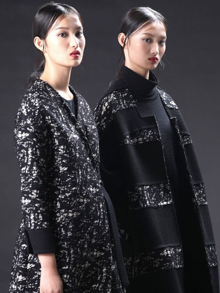诗简2022秋冬季黑色大衣