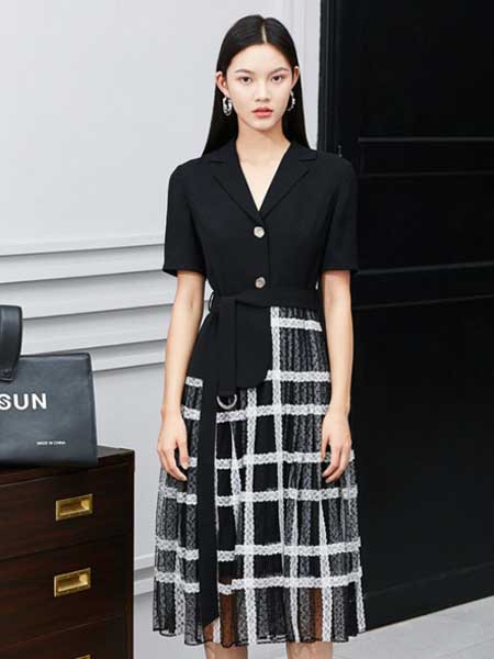 衣一豪美女装2022秋冬季黑色长裙