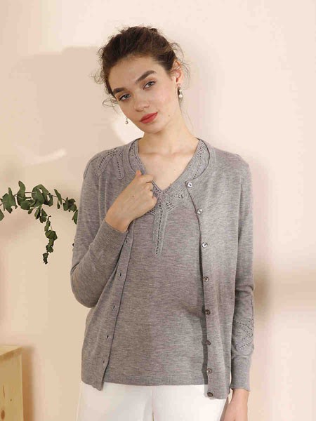 红太羊绒羊衫毛衫2022秋冬季灰色针织衫