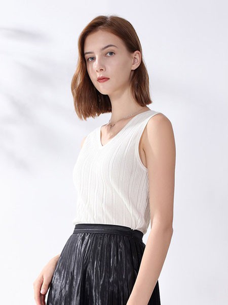 科蒙博卡女装2023春夏季白色背心