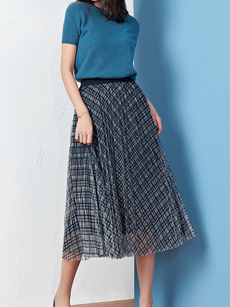 百味丽人女装2022秋冬季蓝色针织衫