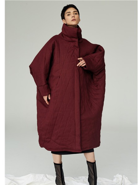 清静语女装2022秋冬季酒红色外套