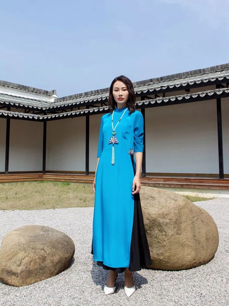 浒城古娘女装2023春夏季蓝色连衣裙