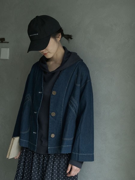 百武西BIOLIVING女装2022秋冬季藏蓝色外套