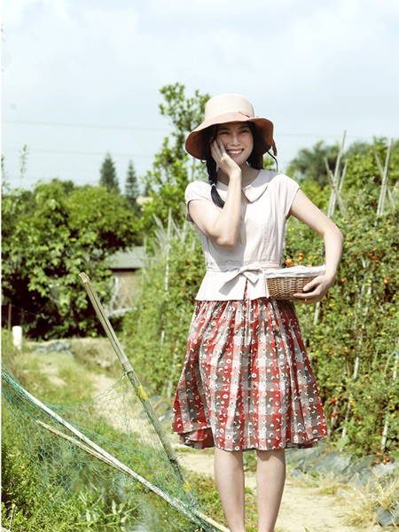 棉麻生活馆女装2023春夏季红色短裙