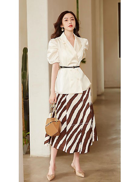 星柚女装2023春夏季白色上衣