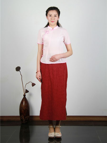 昕汉唐休闲装2023春夏季粉色T恤