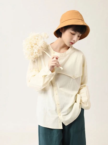 本色A8原创女装2022秋冬季白色T恤