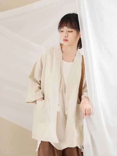 本色A8原创女装2022秋冬季白色针织衫