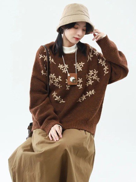 本色A8原创女装2022秋冬季咖啡色毛衣