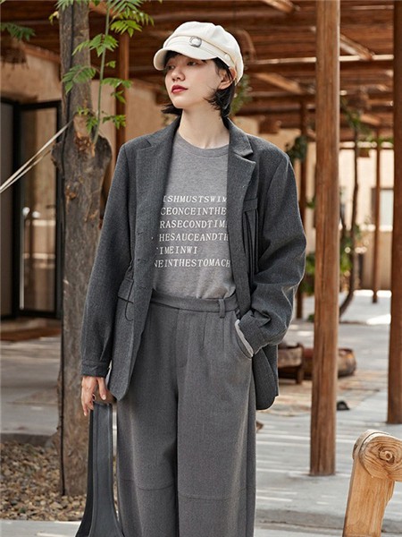 安素尚女装2022秋冬季灰色西装