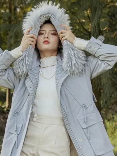 夏斐2022秋冬季蓝色棉服