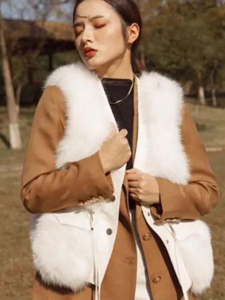 夏斐.素CHAFER.SU女装2022秋冬季卡其色大衣