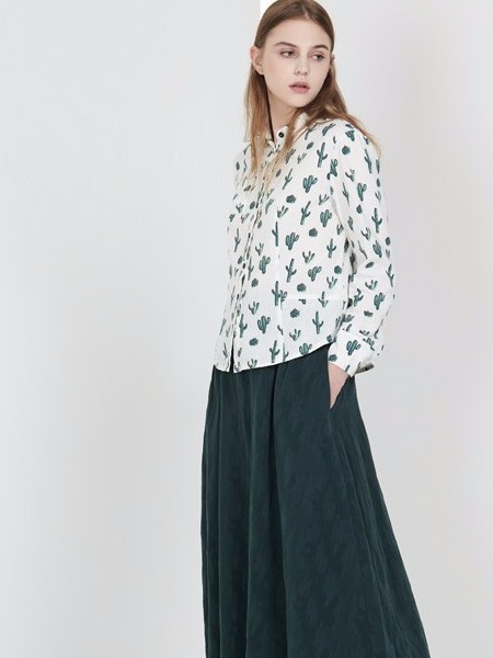 北京惠品女装2023春夏季白色衬衫