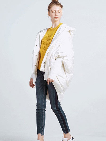 加嘉大女装2022秋冬季白色棉服