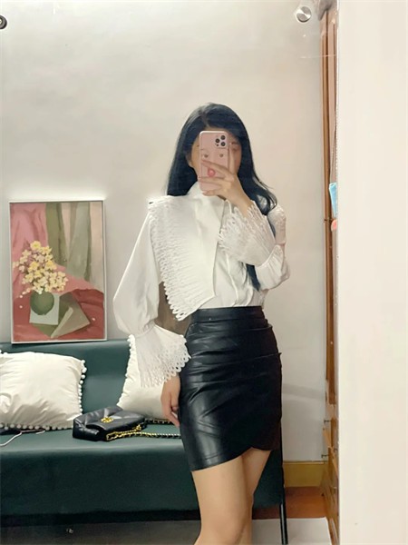 乐伊尚女装2023春夏季白色衬衫