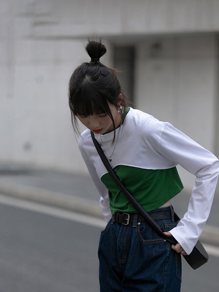 EGGKA女装2023春夏季白色T恤